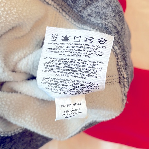 NIKE Therma-Fit Hoodie - Picture 6 of 6